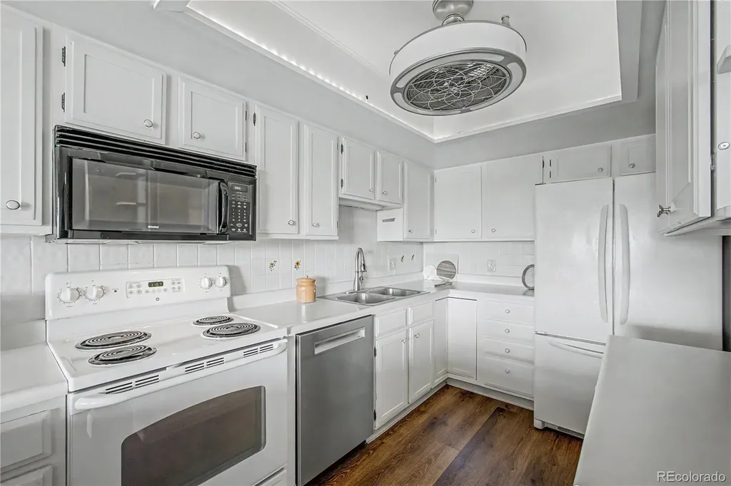 13800 E Marina Drive Aurora CO 80014