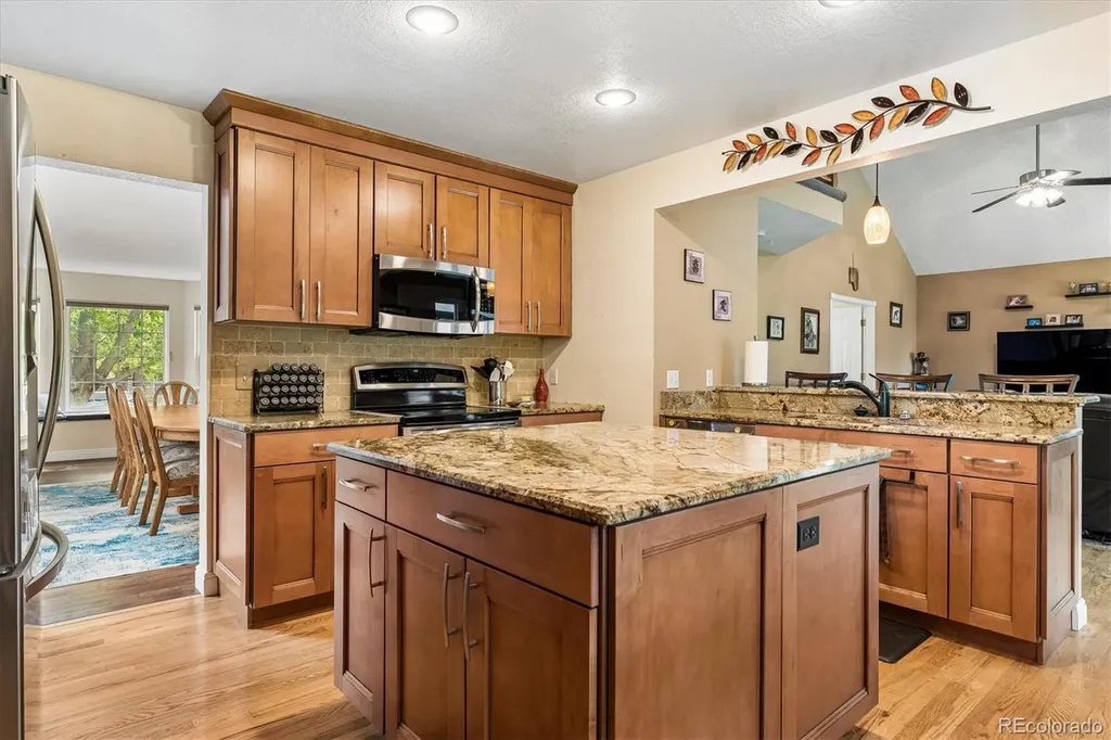 9675 Red Oakes Place Littleton CO 80126