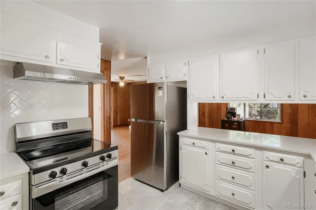 2719 S Kendall Way Denver CO 80227
