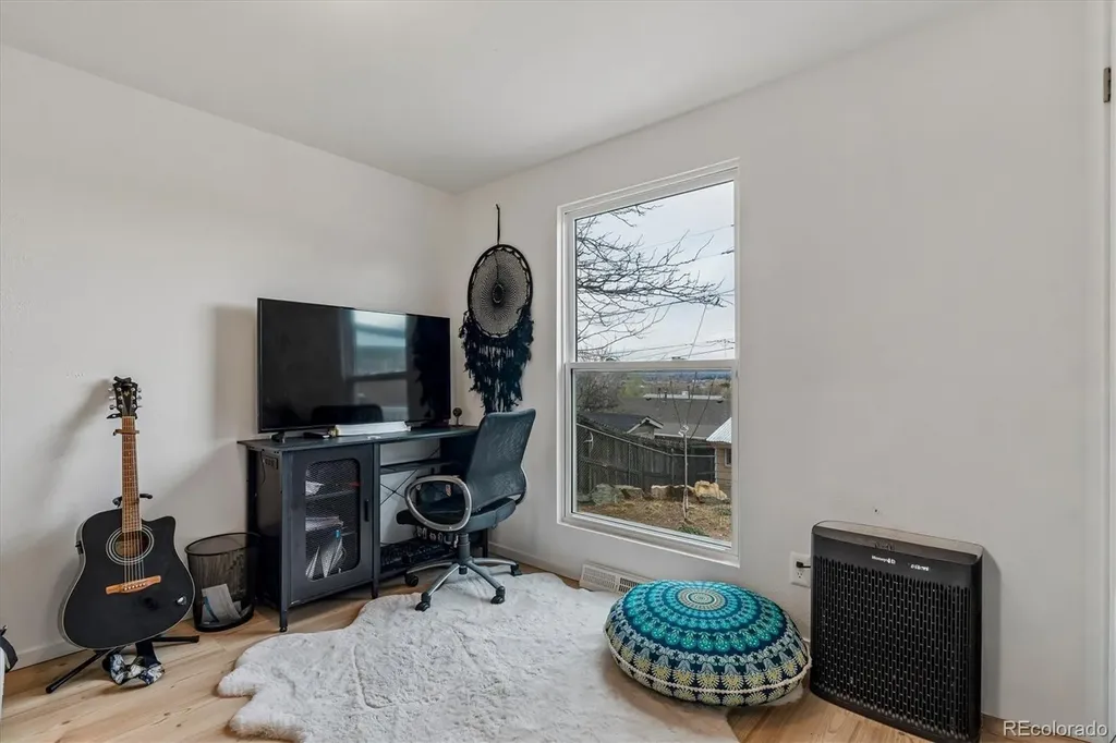 3550 W Mountain Road Englewood CO 80110