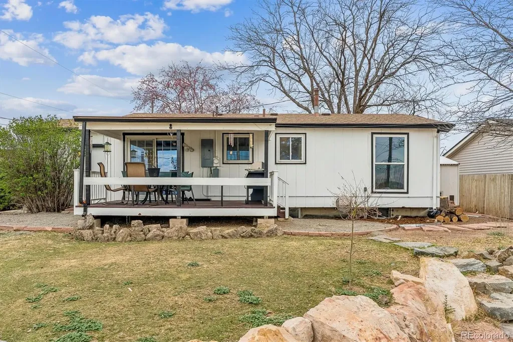 3550 W Mountain Road Englewood CO 80110