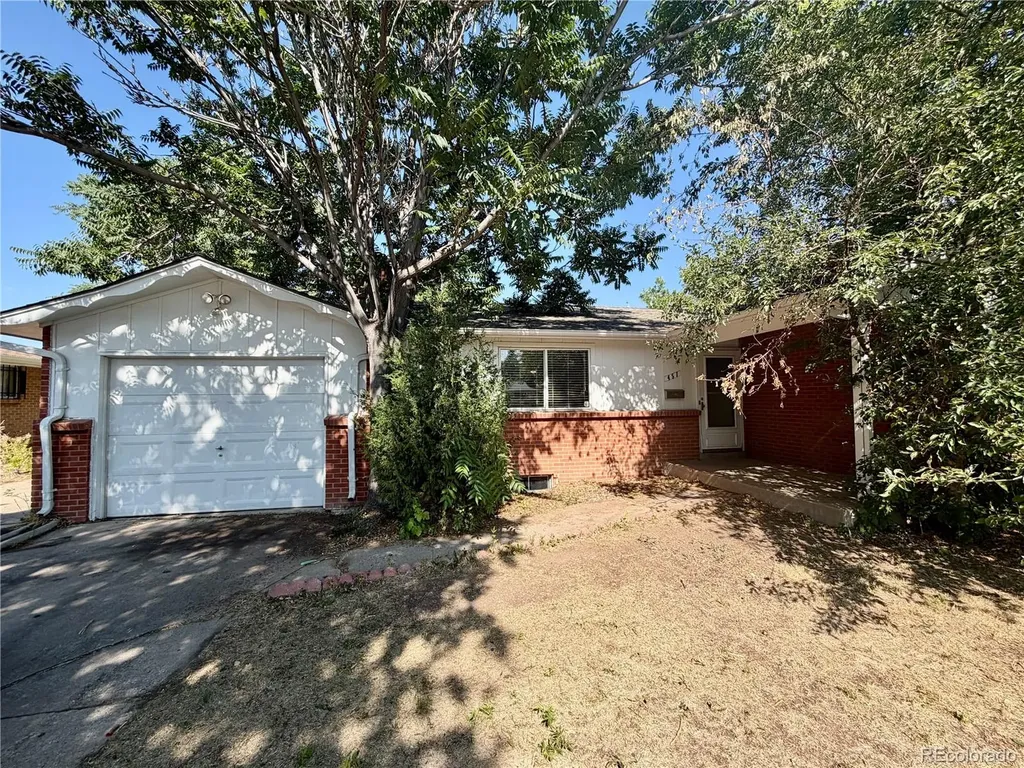 451 Emporia Street Aurora CO 80010