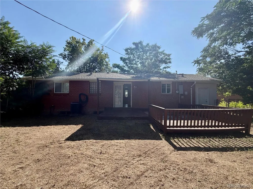 451 Emporia Street Aurora CO 80010