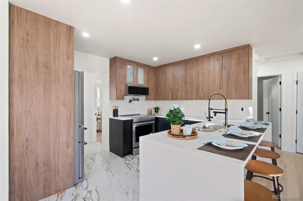 3021 Locust Street Denver CO 80207