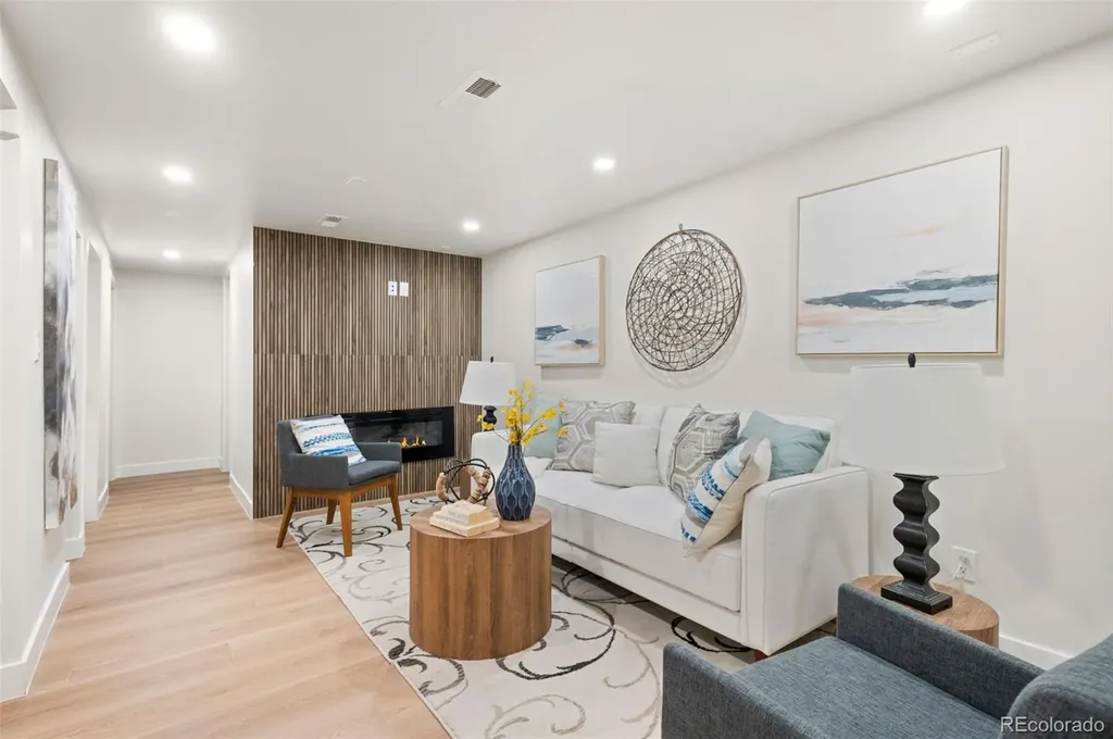 3021 Locust Street Denver CO 80207