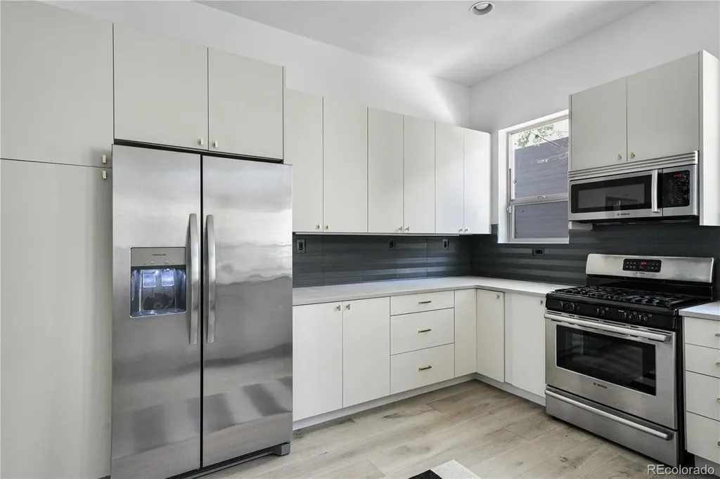 5043 Valentia Street Denver CO 80238