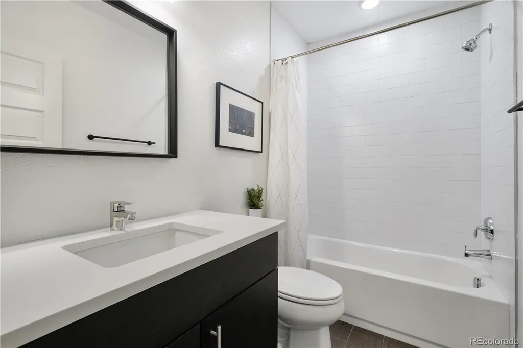 5043 Valentia Street Denver CO 80238