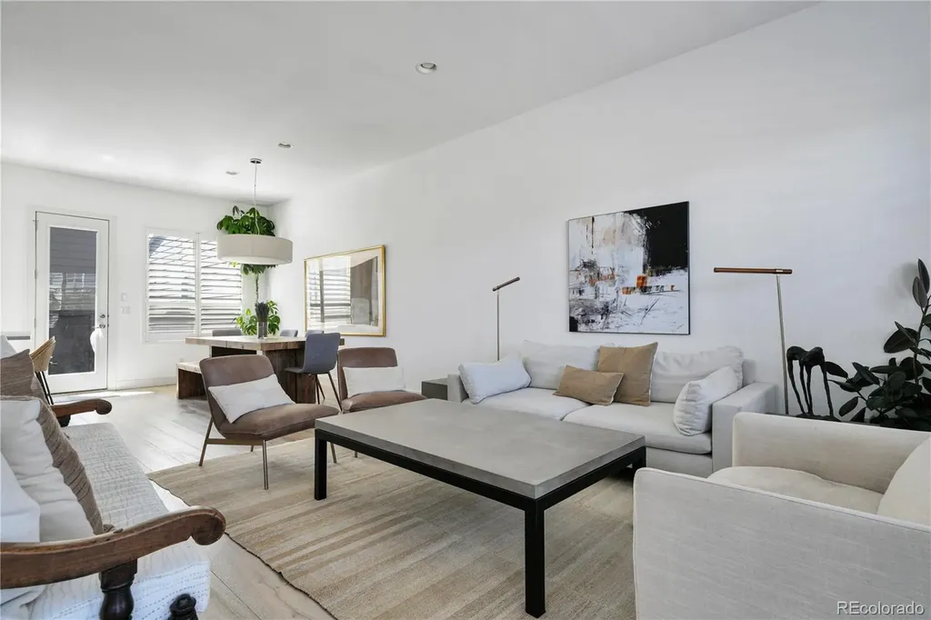 5043 Valentia Street Denver CO 80238
