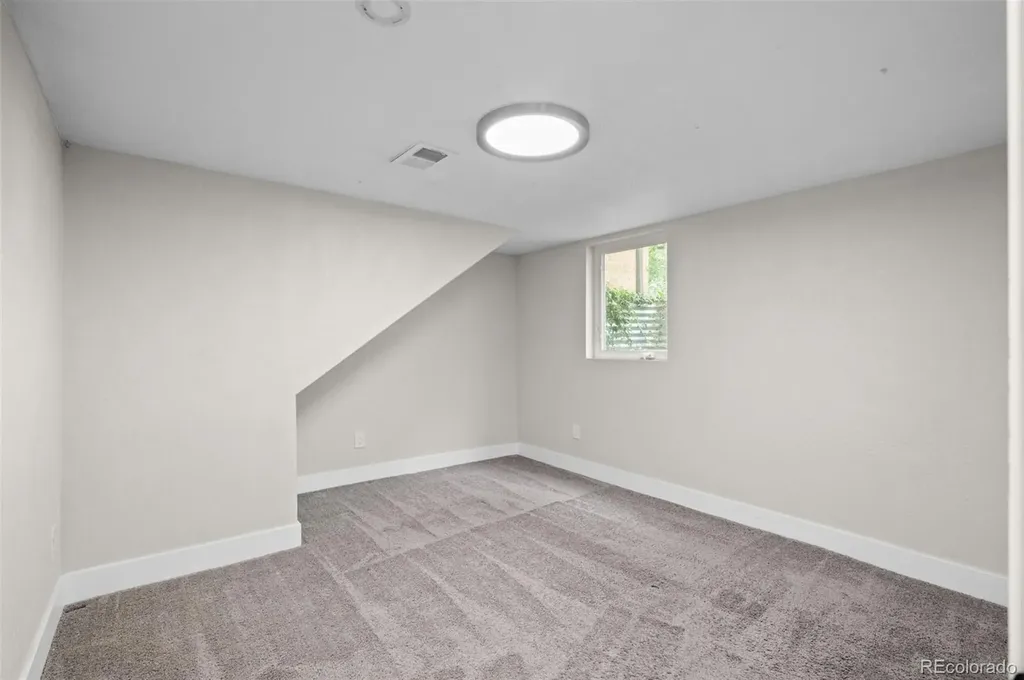 4806 E 19th Avenue Denver CO 80220