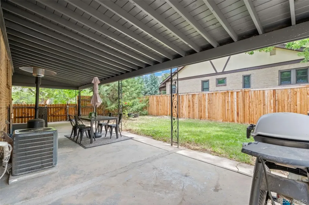 4806 E 19th Avenue Denver CO 80220