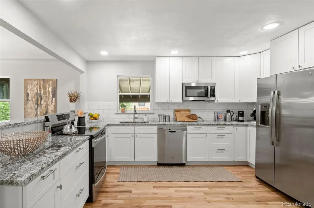 4806 E 19th Avenue Denver CO 80220
