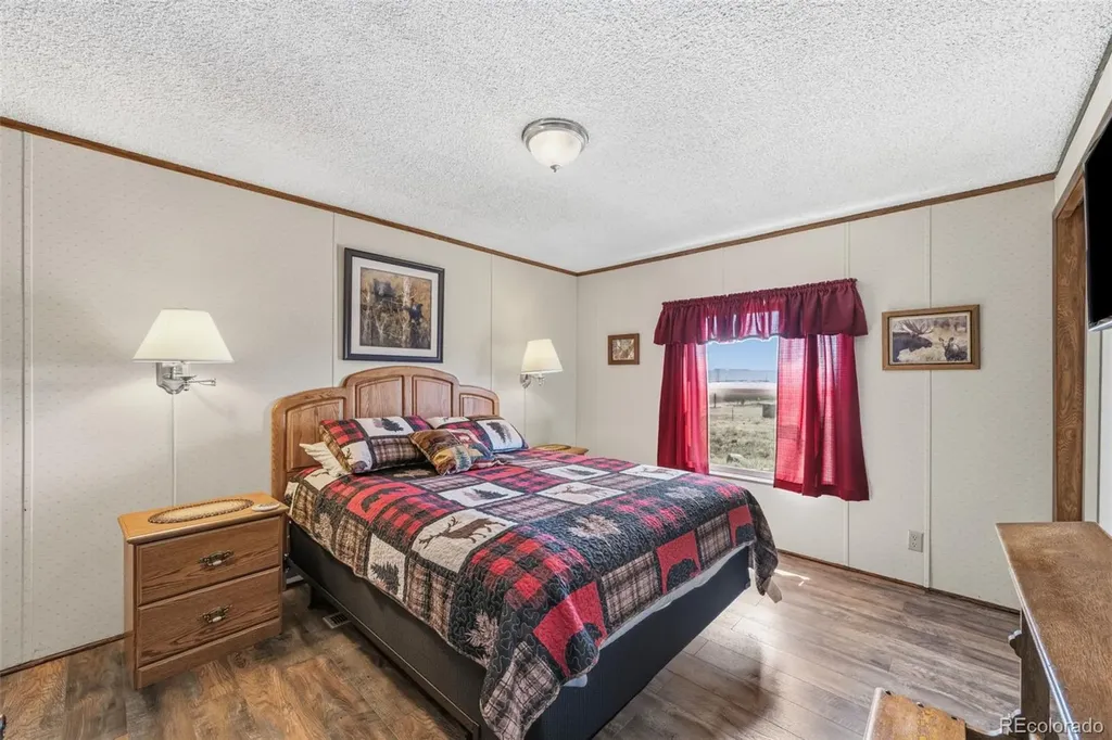 75 Sixth Street Como CO 80432