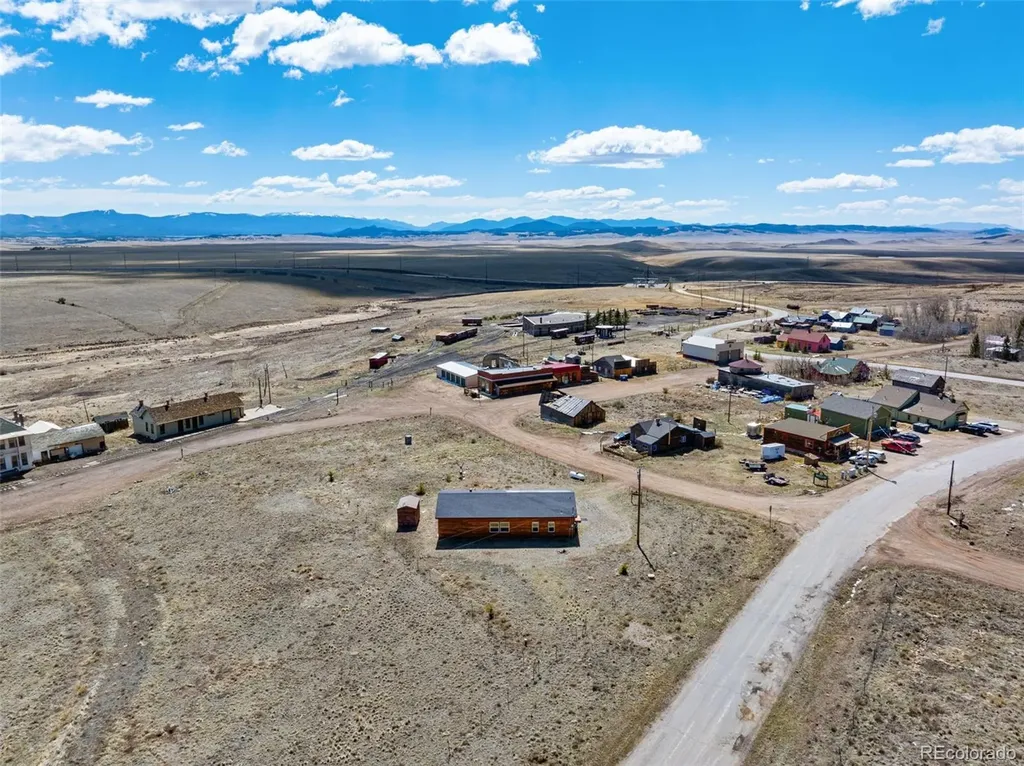 75 Sixth Street Como CO 80432