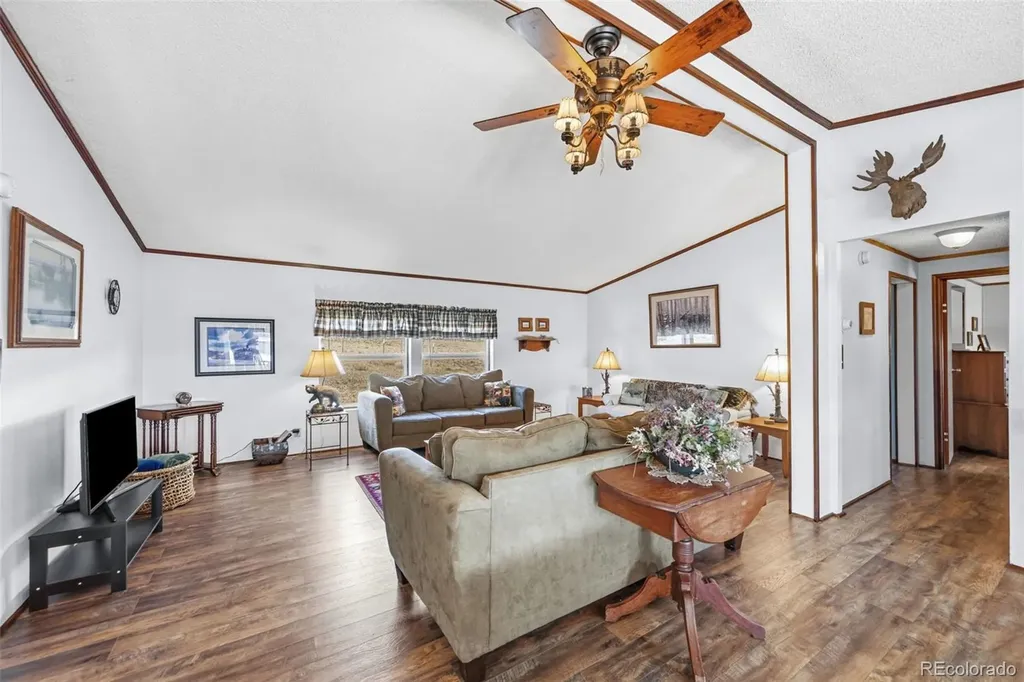 75 Sixth Street Como CO 80432