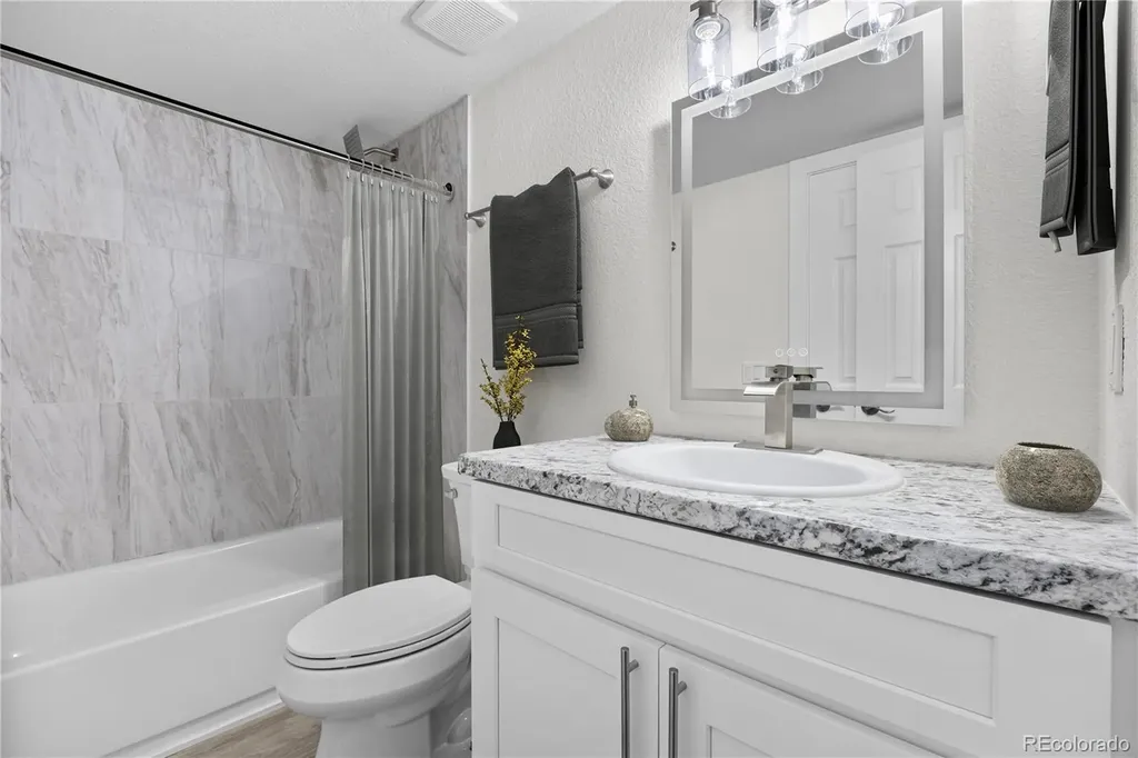 17391 E Mansfield Avenue Aurora CO 80013