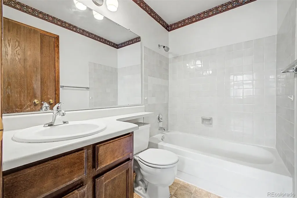 6670 W 84th Circle Arvada CO 80003