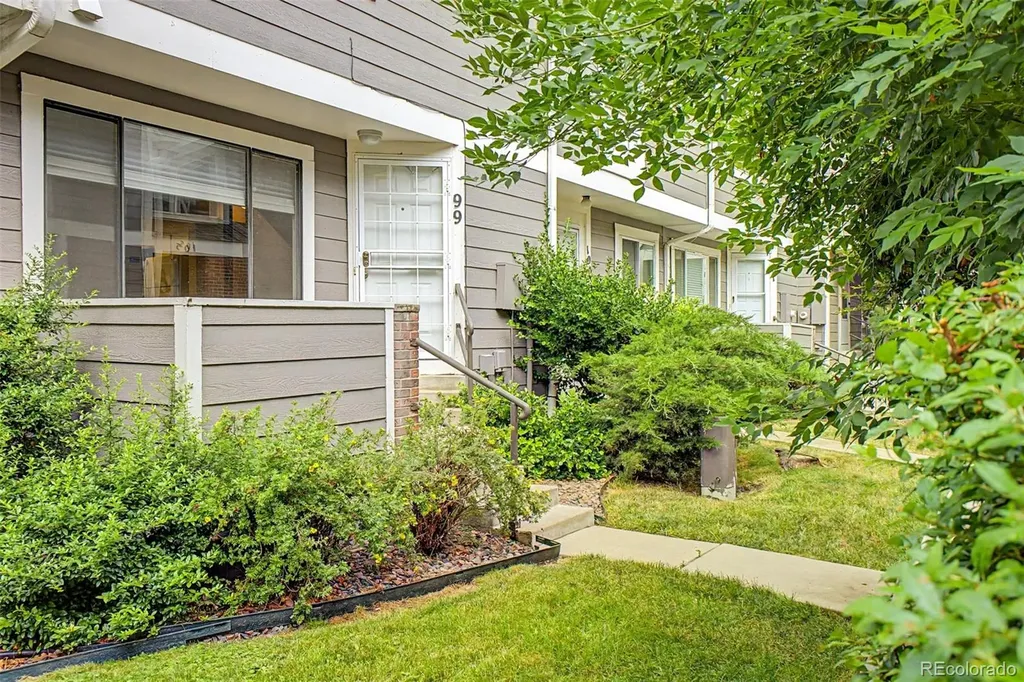 6670 W 84th Circle Arvada CO 80003