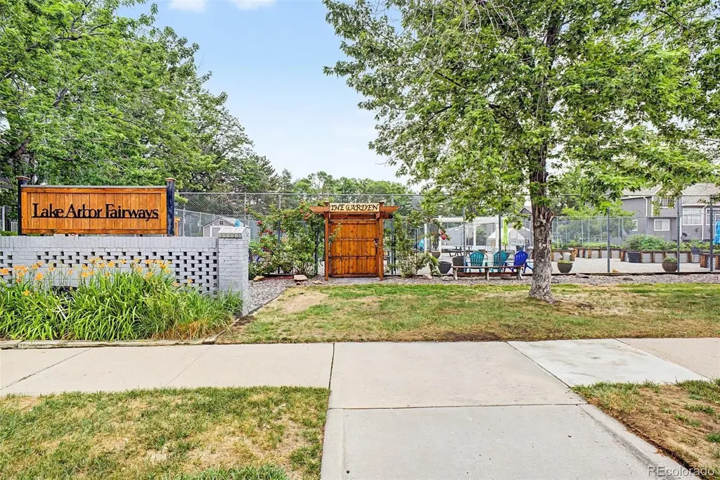6670 W 84th Circle Arvada CO 80003
