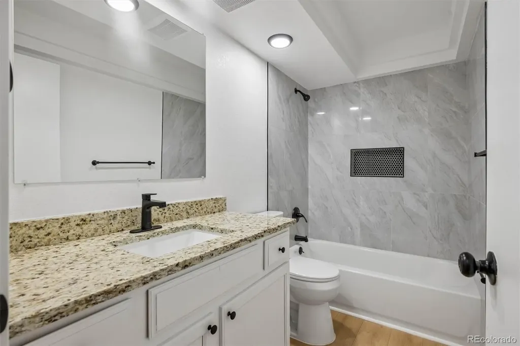 1156 S Rifle Circle Aurora CO 80017
