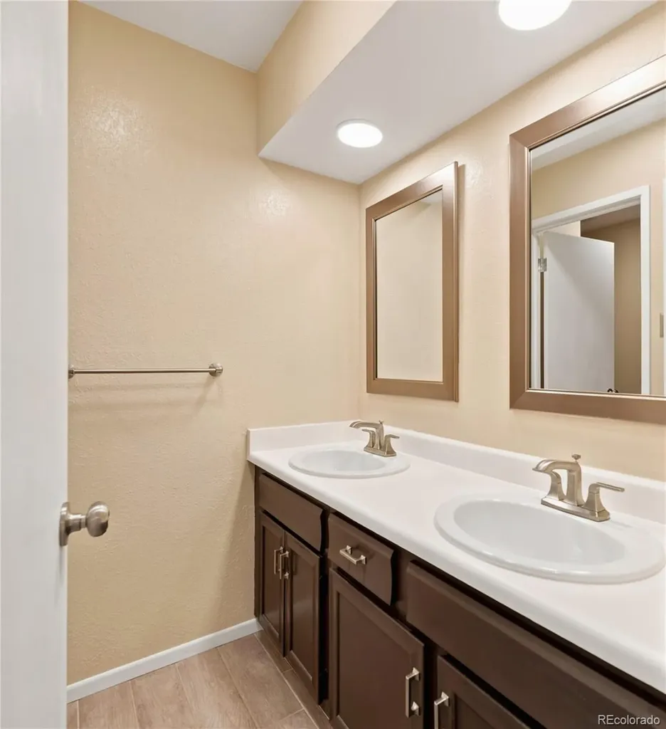 2188 S Coors Circle Denver CO 80228