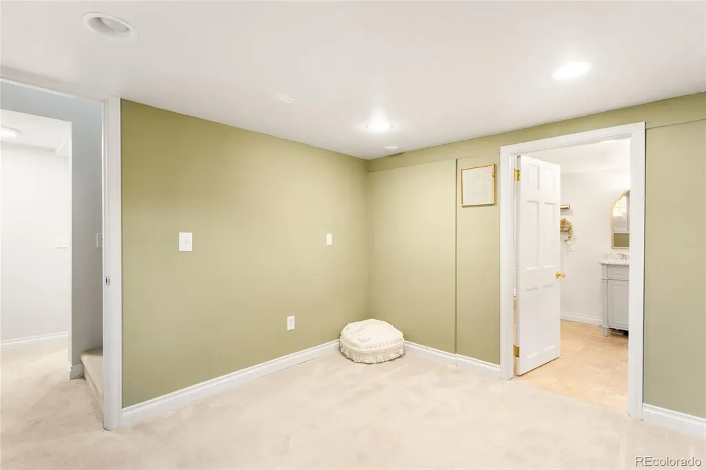 2270 S Emerson Street Denver CO 80210