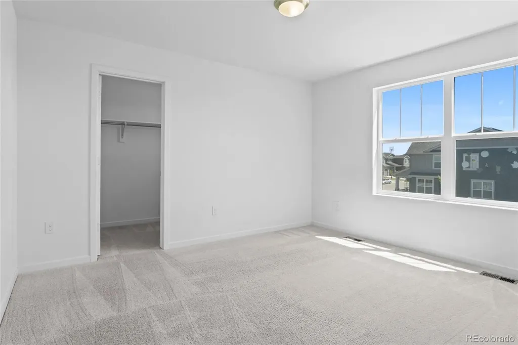10231 Tucson Street Commerce City CO 80022