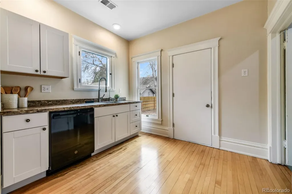 1208 N Corona Street Colorado Springs CO 80903