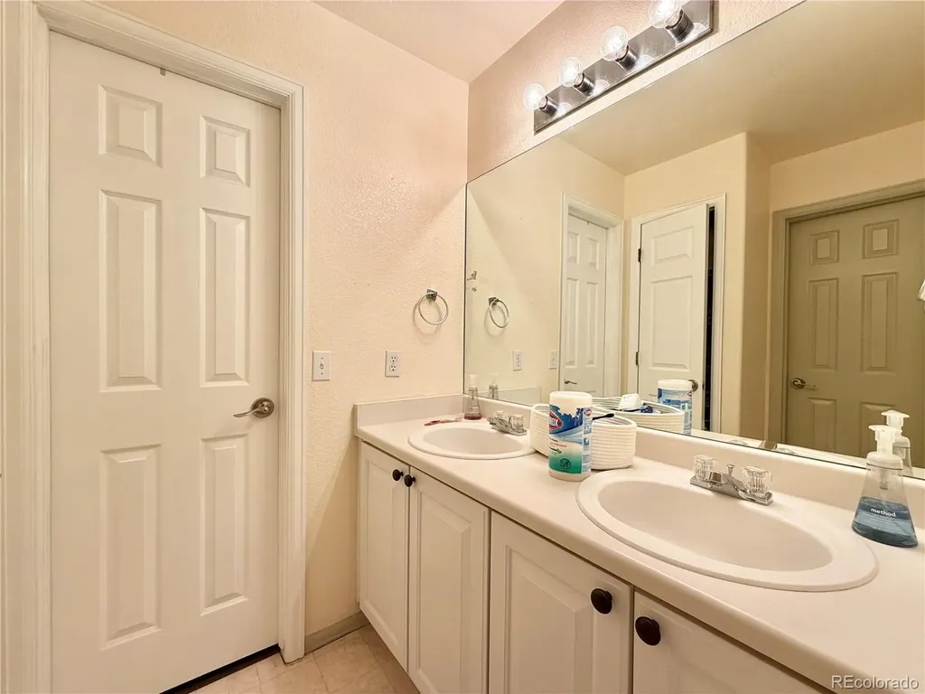 10797 Madison Way Denver CO 80233