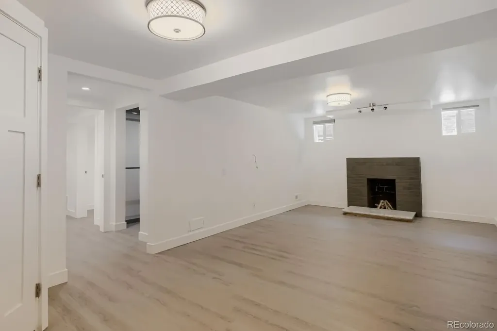 3334 N Gaylord Street Denver CO 80205