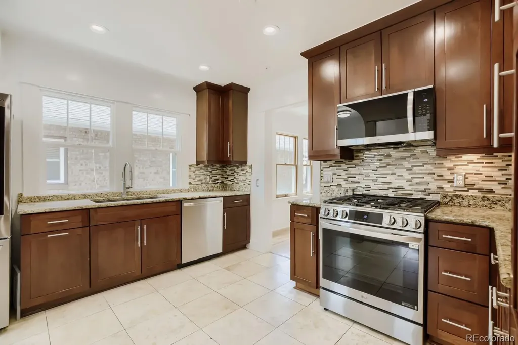 3334 N Gaylord Street Denver CO 80205