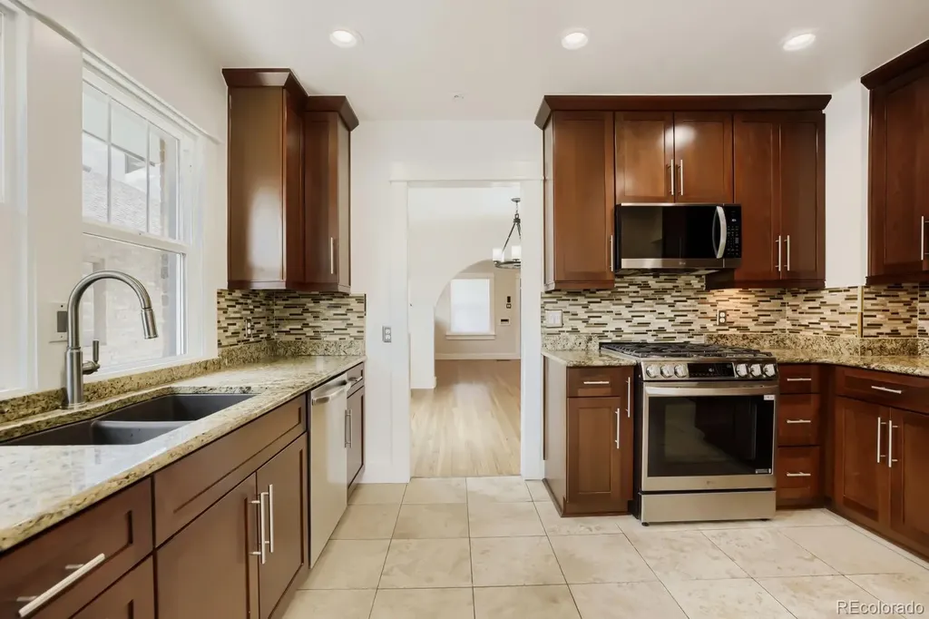 3334 N Gaylord Street Denver CO 80205