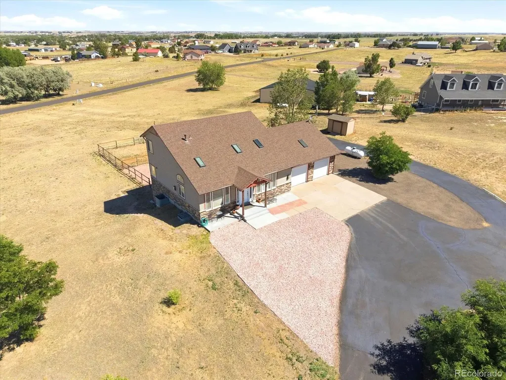 17050 Eagle Street Fort Lupton CO 80621