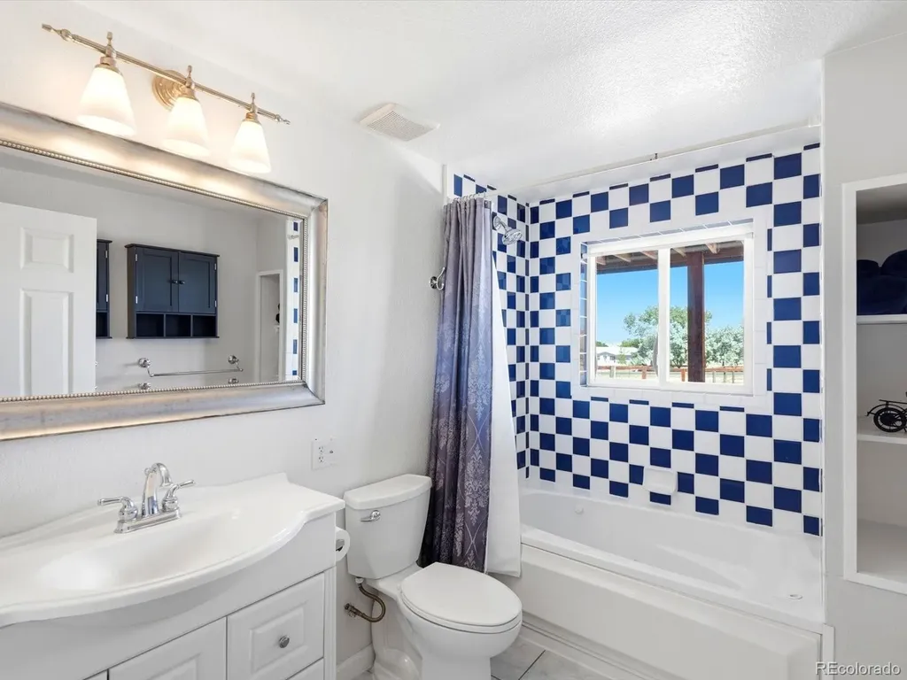 17050 Eagle Street Fort Lupton CO 80621