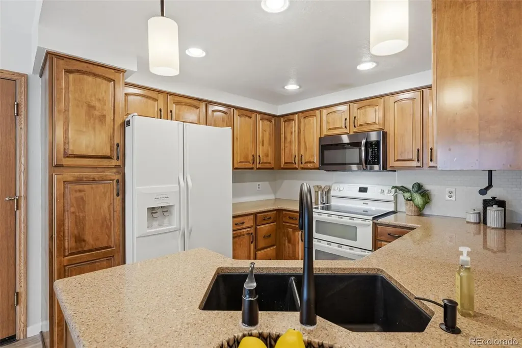 2212 S Nome Court Aurora CO 80014