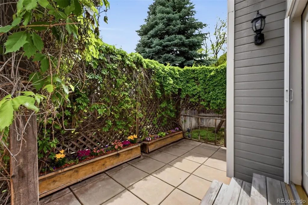 2212 S Nome Court Aurora CO 80014