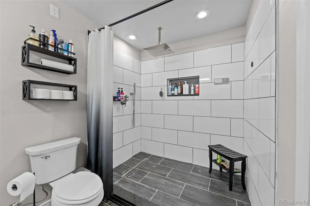 858 Hubbell Drive Colorado Springs CO 80911