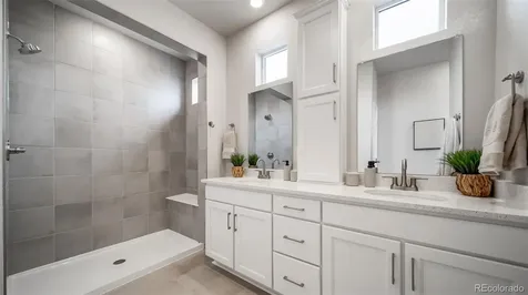 5024 N Tempe Street Aurora CO 80019