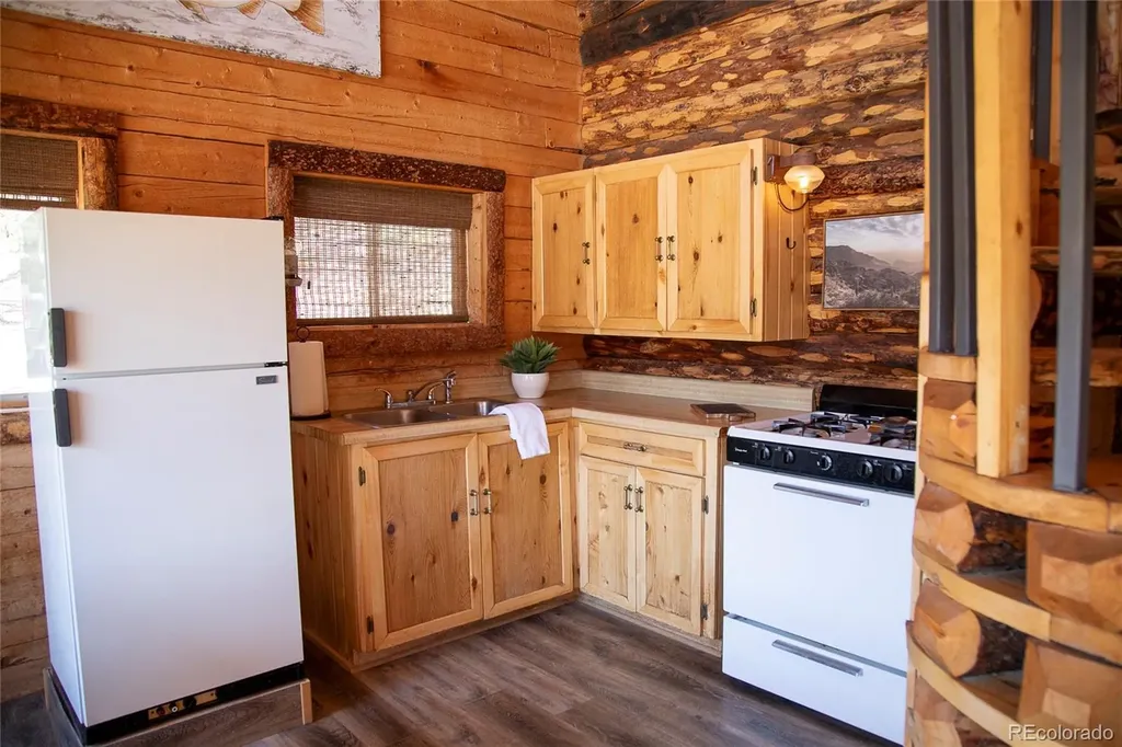 1001 County Road 17 Lake City CO 81235