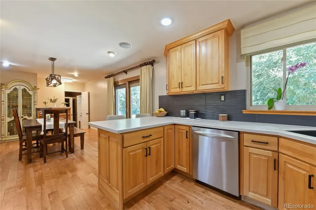 11835 Swadley Drive Lakewood CO 80215