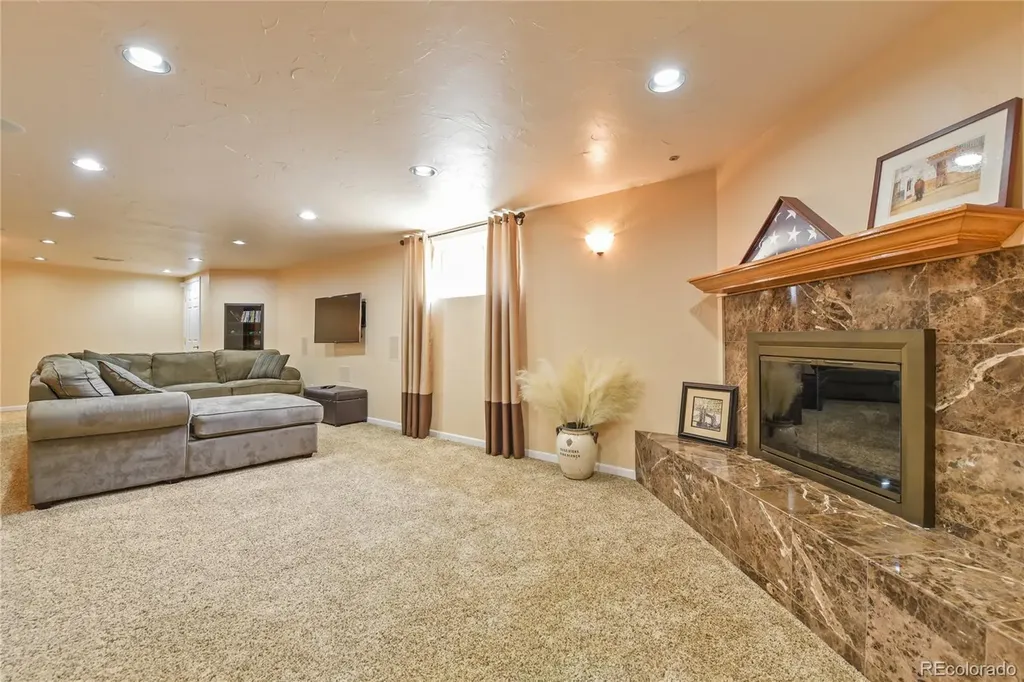 11835 Swadley Drive Denver CO 80215