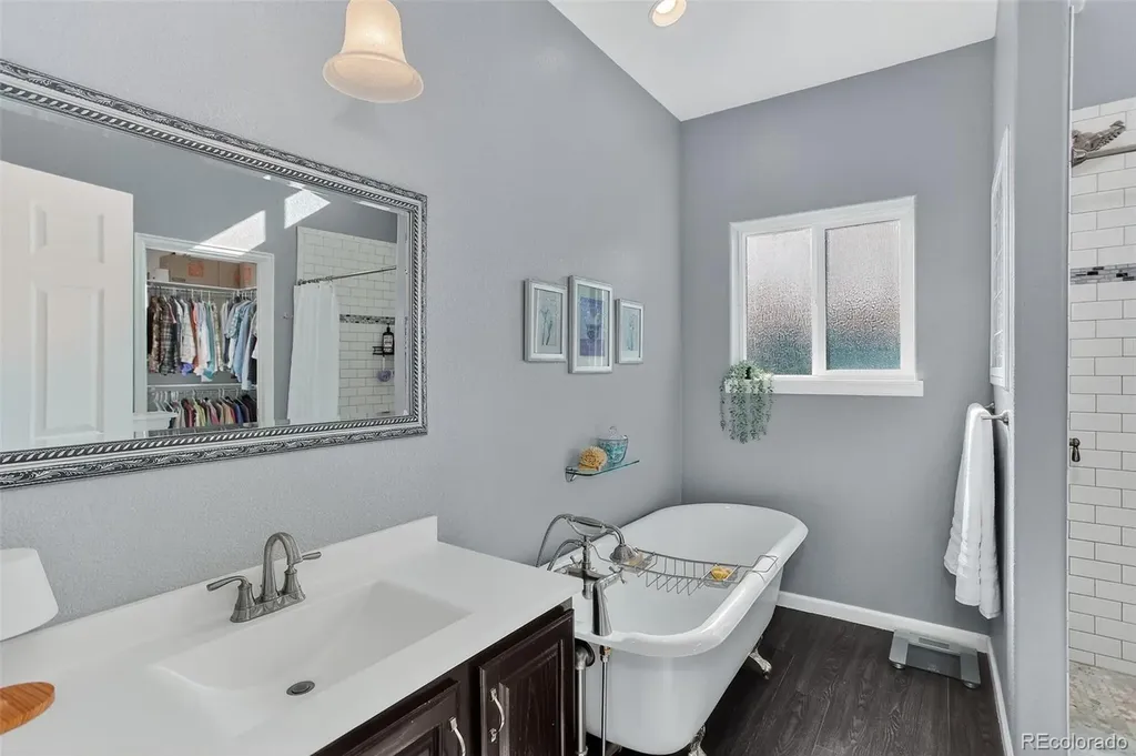 8360 50th Avenue W Arvada CO 80002