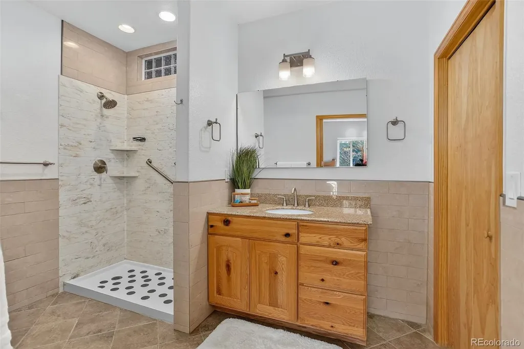 8360 50th Avenue W Arvada CO 80002