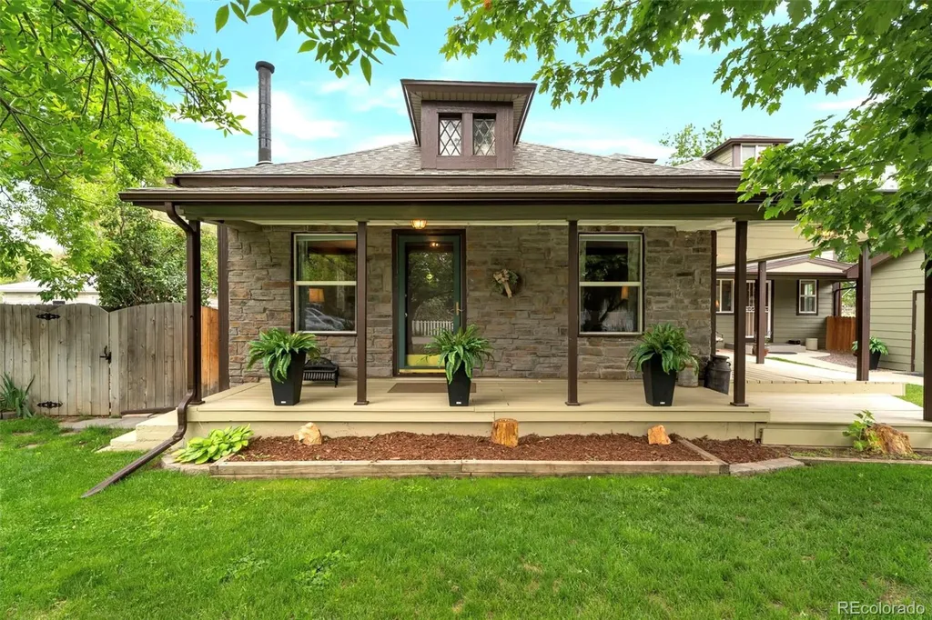 8360 50th Avenue W Arvada CO 80002