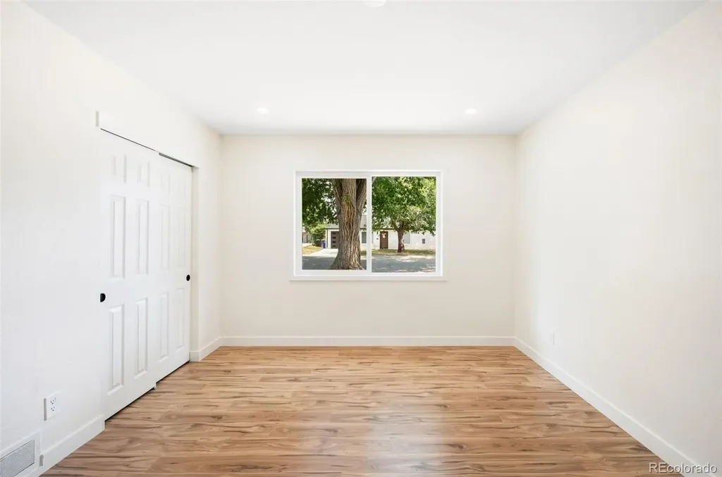 769 Troy Court Aurora CO 80011