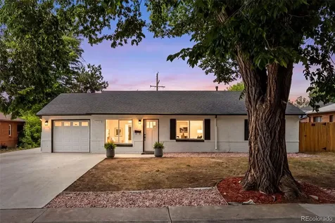 769 Troy Court Aurora CO 80011