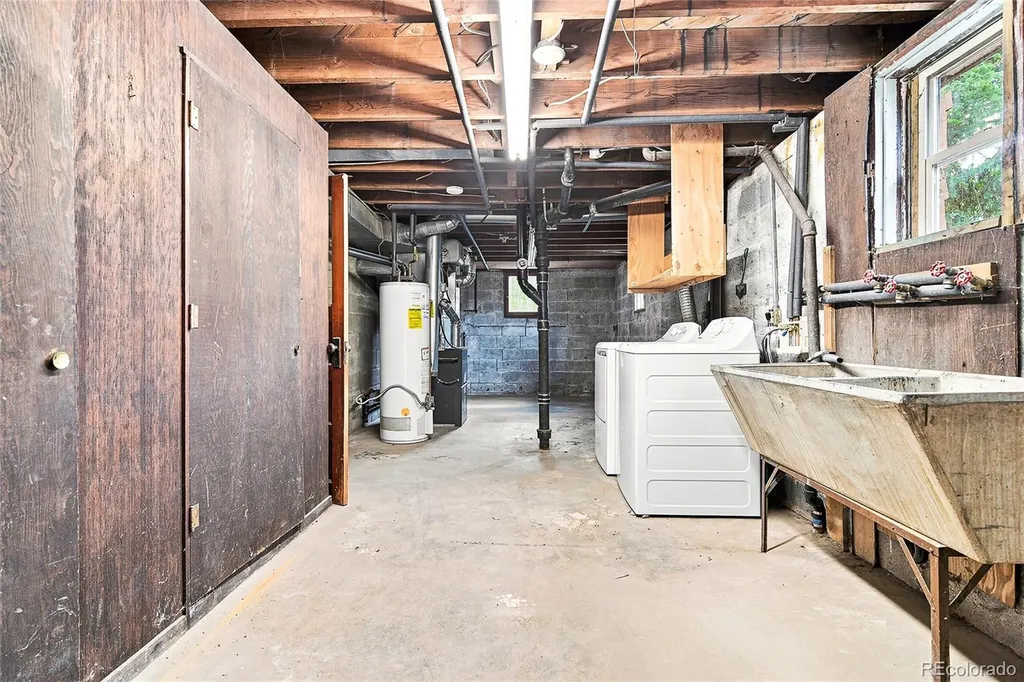 26171 Center Drive Kittredge CO 80457