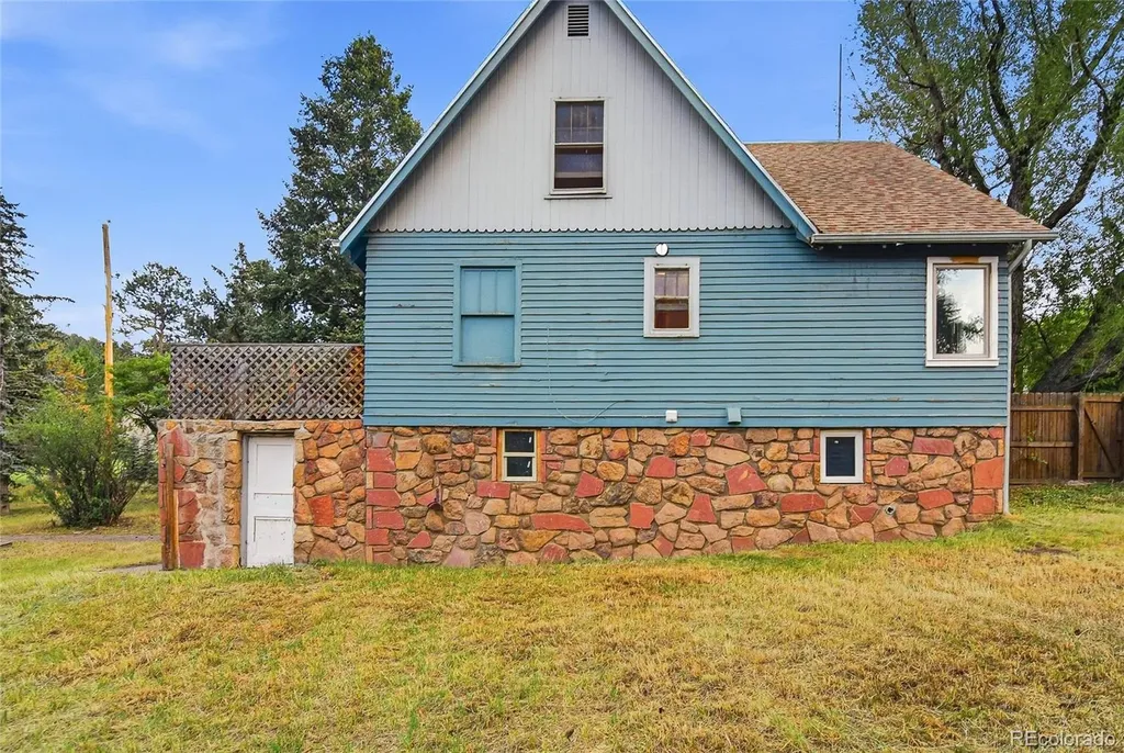 26171 Center Drive Kittredge CO 80457