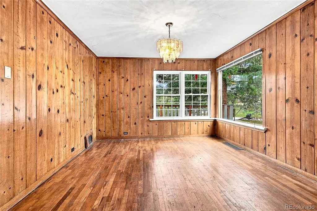 26171 Center Drive Kittredge CO 80457