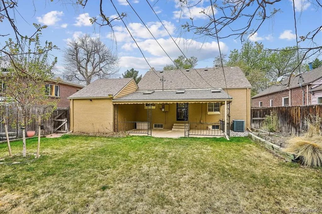 794 Niagara Street Denver CO 80220