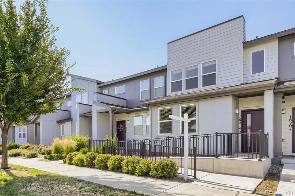 16214 E 47th Drive Denver CO 80239